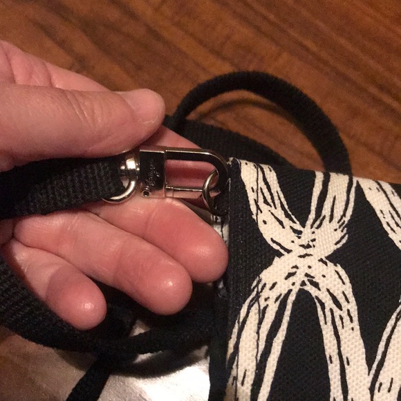 Thirty one black and white contemporary crossbody - Picture 6 of 6